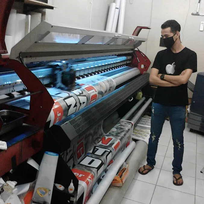 Cetak Cepat, Hasil Presisi: Rahasia Sukses Waris Digital Printing di Cilacap